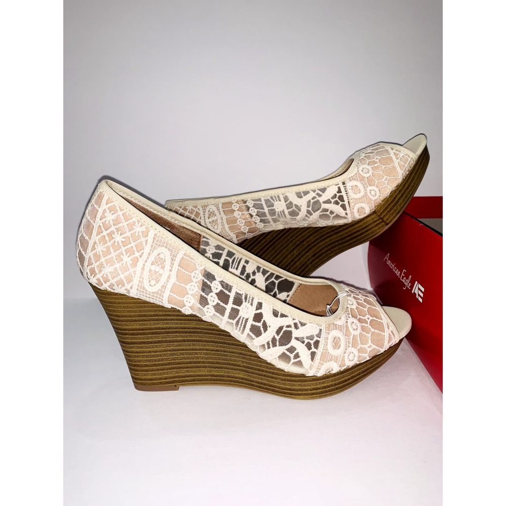 Women’s Lace Wedge Shoes Size 9.5 American Eagle For Payless Peep Toe Ivory